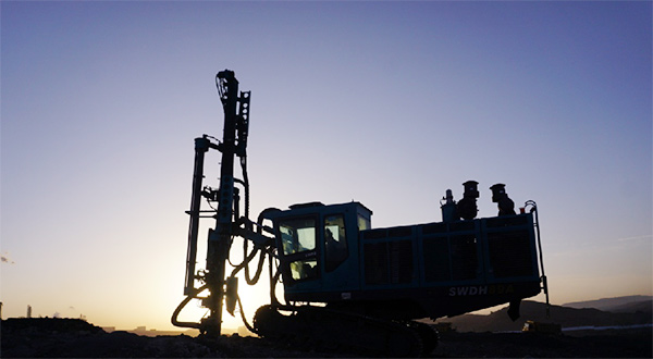 再戰(zhàn)國際領(lǐng)先品牌，山河智能露天液壓鉆車一舉成名