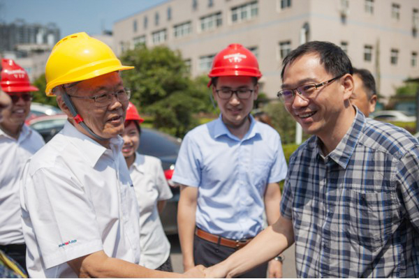 商務(wù)部合作司劉民強副司長一行調(diào)研山河智能