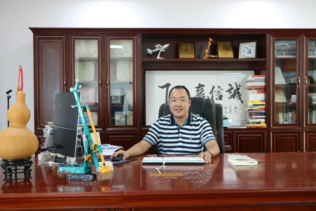 從鞋廠老板到樁工“大佬”，他以一臺(tái)靜力壓樁機(jī)撬動(dòng)財(cái)富杠桿