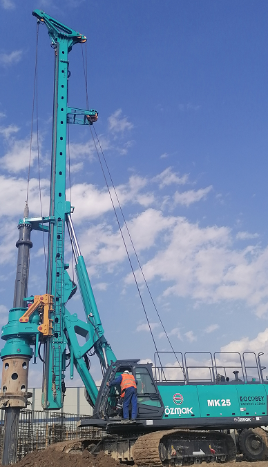 一枚“鐵粉”！土耳其客戶采購山河智能旋挖鉆機(jī)