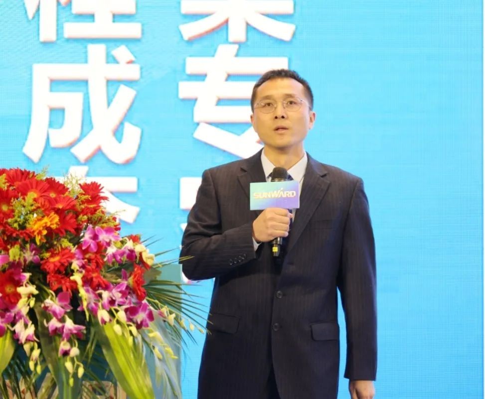 現(xiàn)場(chǎng)簽約超5億 山河智能2021全國(guó)客戶交流會(huì)（杭州站）敲響行業(yè)首季強(qiáng)音