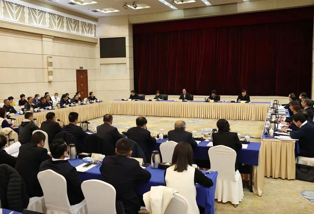 何清華：民營企業(yè)要加強創(chuàng)新積累，推崇精耕細作的內(nèi)涵式增長