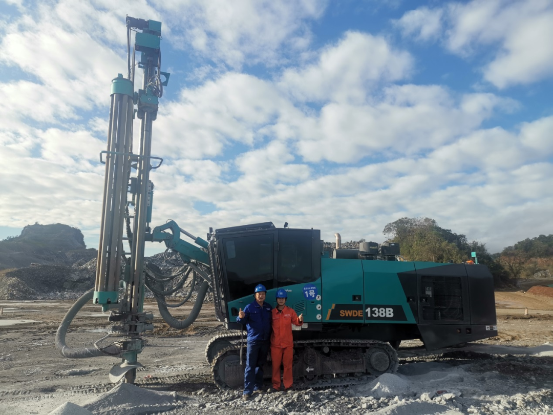 追加訂單！山河智能一體化潛孔鉆機(jī)助力海南華潤(rùn)水泥獲好評(píng)