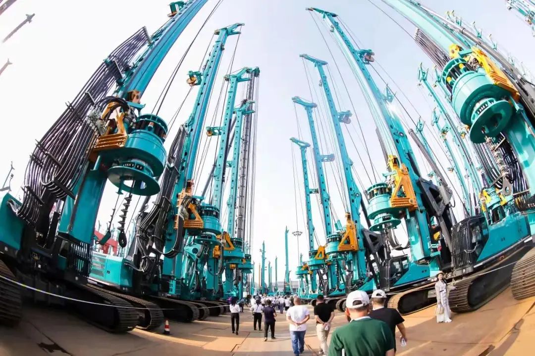 鉆孔直徑7米、鉆孔深度170米！世界最大旋挖鉆機成功下線