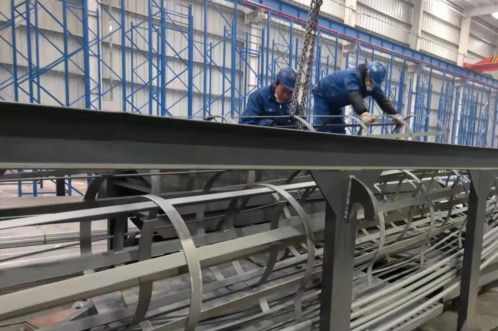 鉚足“虎”勁加油干！山河智能掀起復(fù)工復(fù)產(chǎn)熱潮