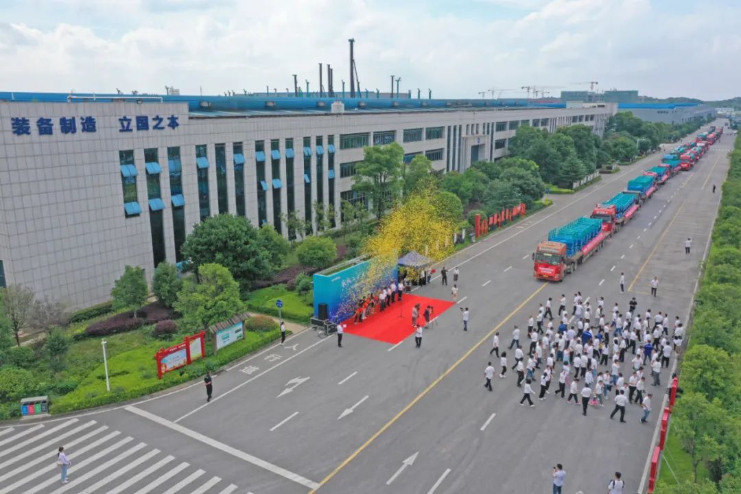 獻(xiàn)禮二十大，再攀新高地！山河智能高空機(jī)械設(shè)備再迎批量發(fā)貨